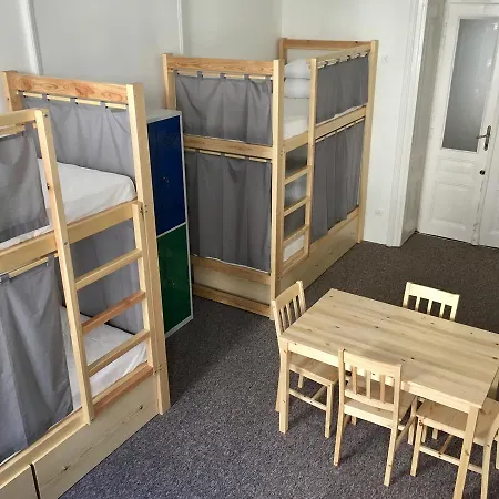 Bison Hostal *