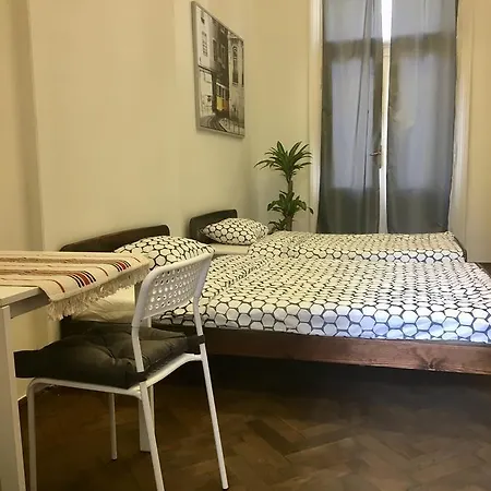 Hostal Bison *